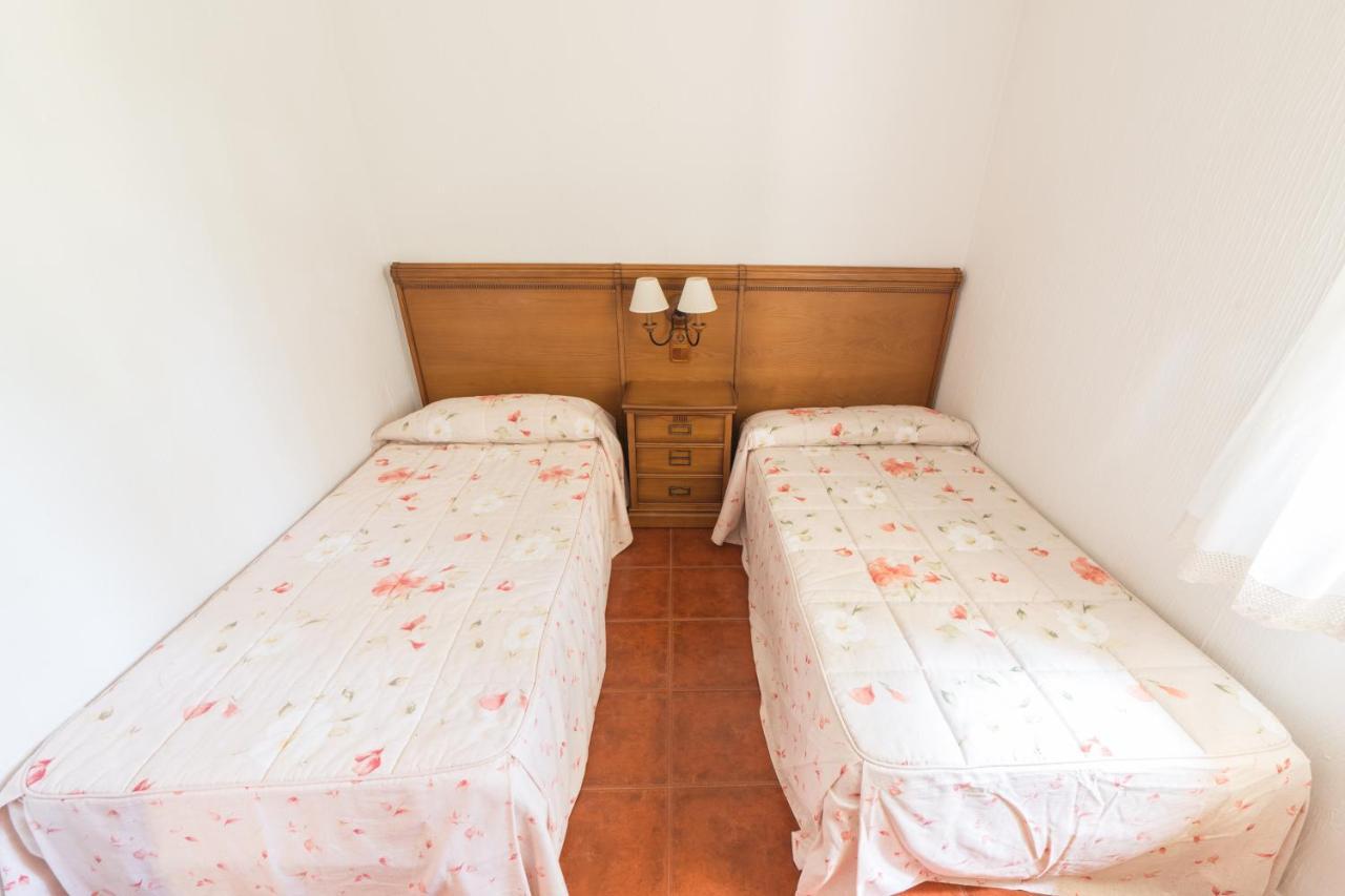 Apartamentos Rurales El Colvillo Trillo Eksteriør billede